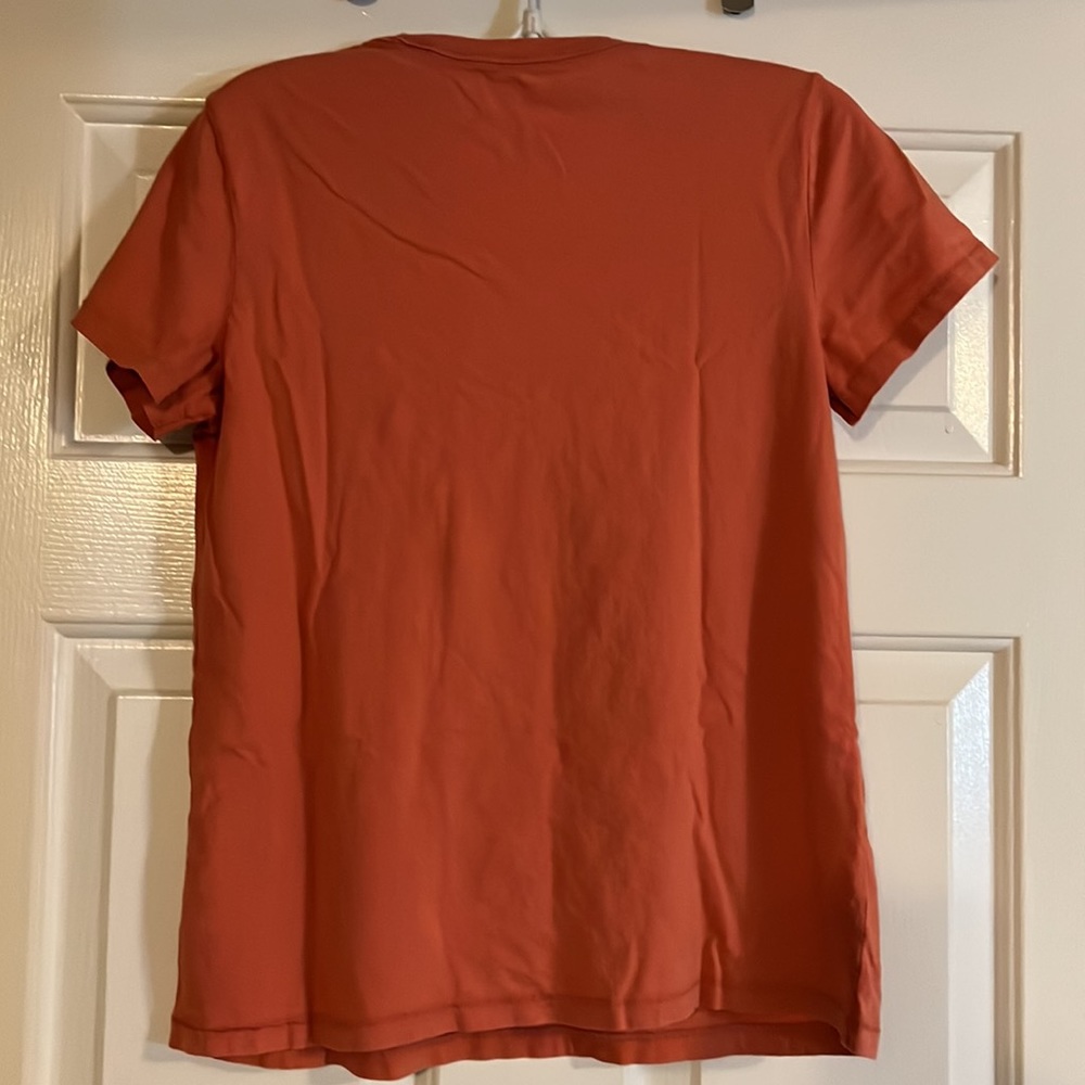 Universal Thread small shirt - Picture 3 of 3